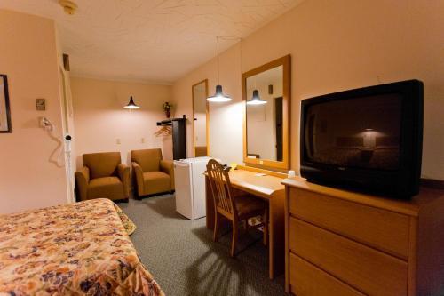Motel Champlain บรอสซาร์ด ภายนอก รูปภาพ